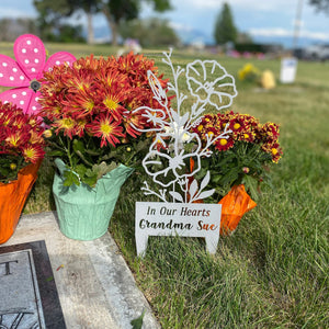 Rusted Orange Craftworks Co. [COL] Flower Bouquet Stake - Metal Cutout Memorial Stake for Loved Ones