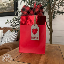 heart gift tag on gift bag