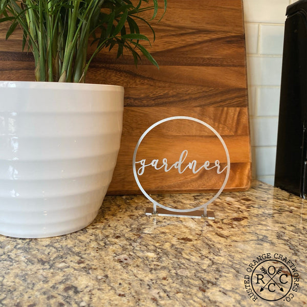 anderson name sign on counter
