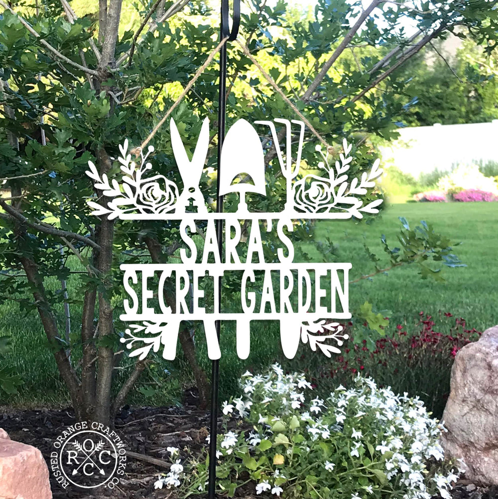 Rusted Orange Craftworks Co. Gardening Accessories Find Me In The Garden Custom Sign - 2 Styles - Personalized Gardening Decor Outdoor Signs