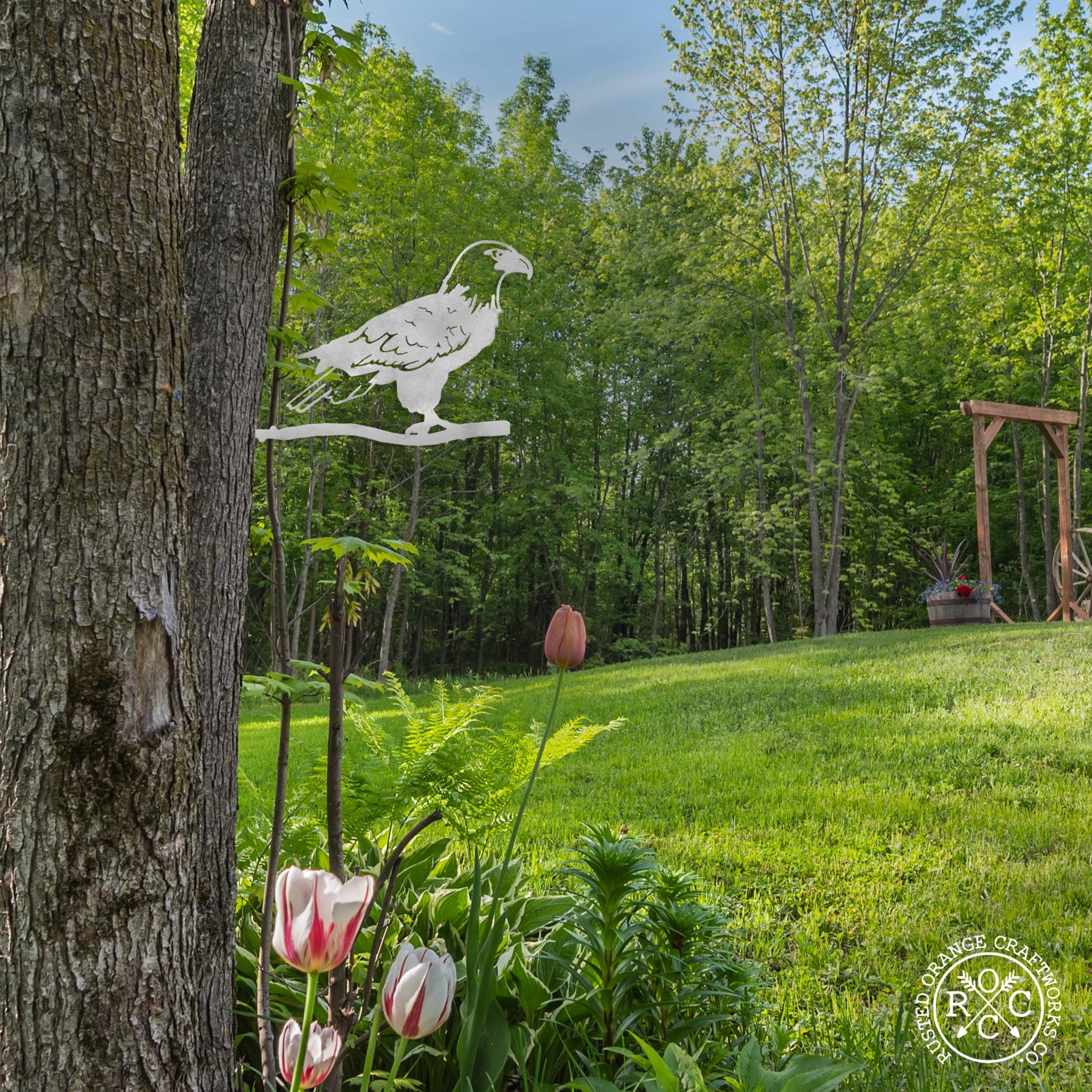 Steel Bald Eagle Tree Stake - Metal Bird Tree Stake for Garden or Lawn